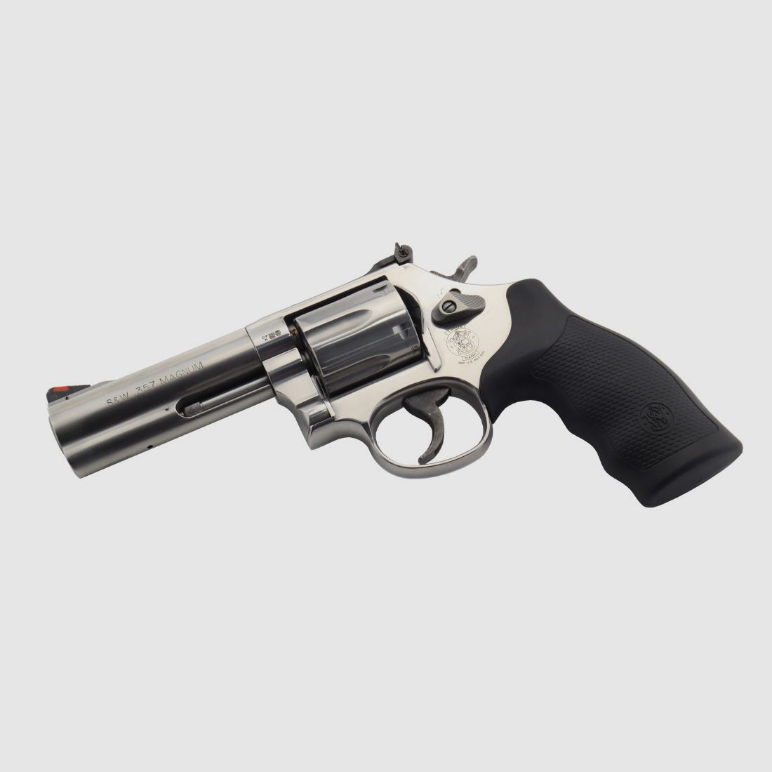  Smith & Wesson	686 Standart 4 Zoll