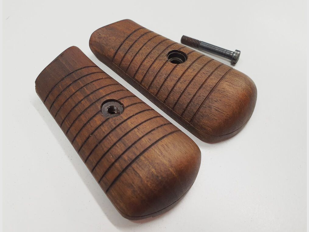Set di impugnature Original Mauser Oberndorf [29B] destra / sinistra + boccola e vite per MAUSER C96 Bolo nuova produzione