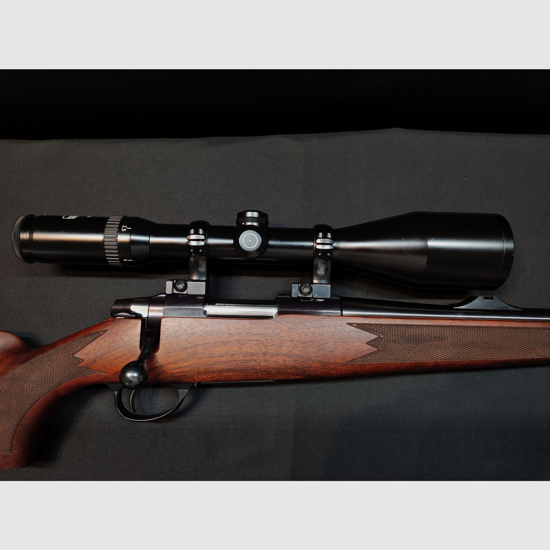  Sako Repetierbüchse Kal. .222 Rem - Schmidt & Bender 2,5–10x56 – Sehr guter Zustand