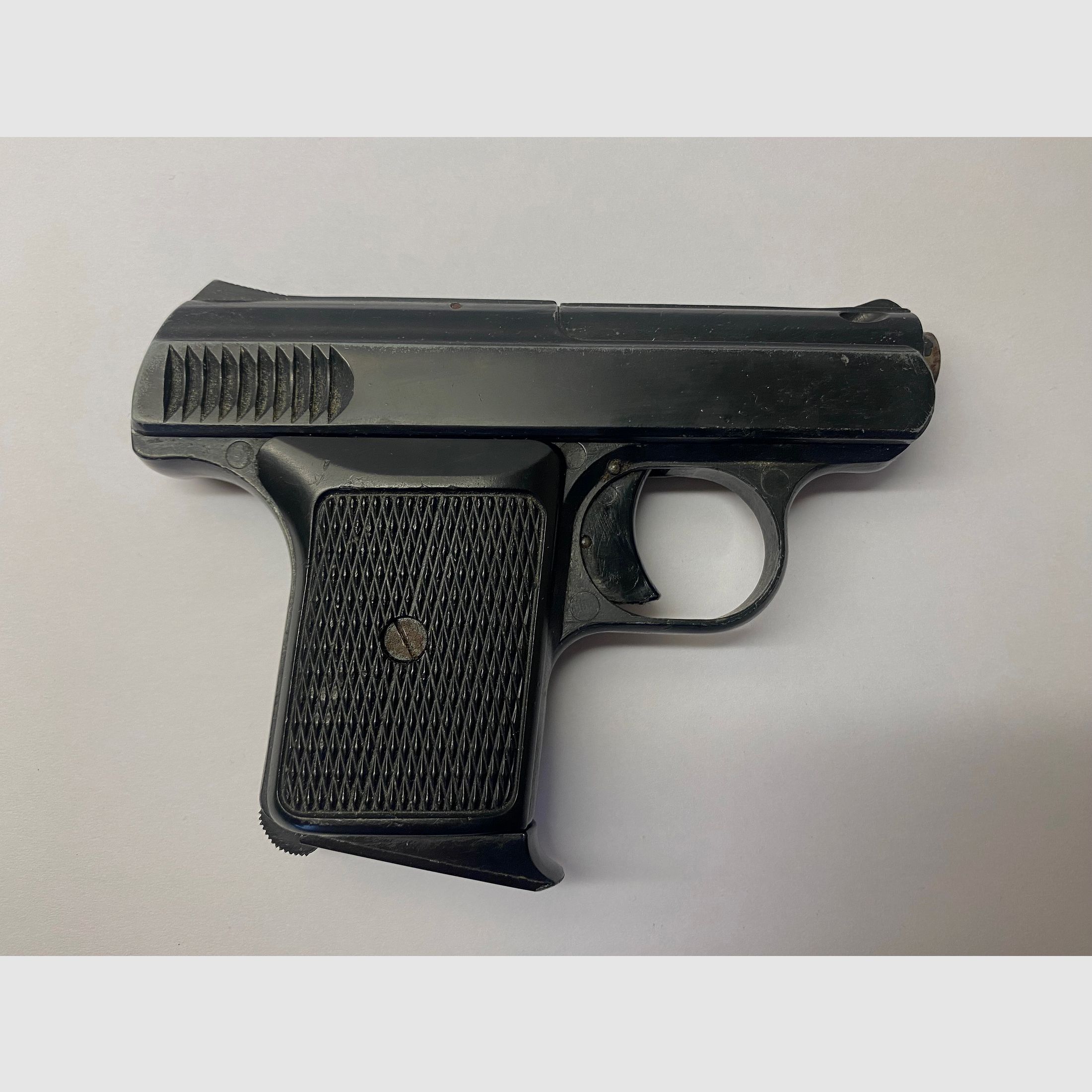 RÉSERVÉ Pistolet d'alarme Rhöner SM 110a 8mm Bang