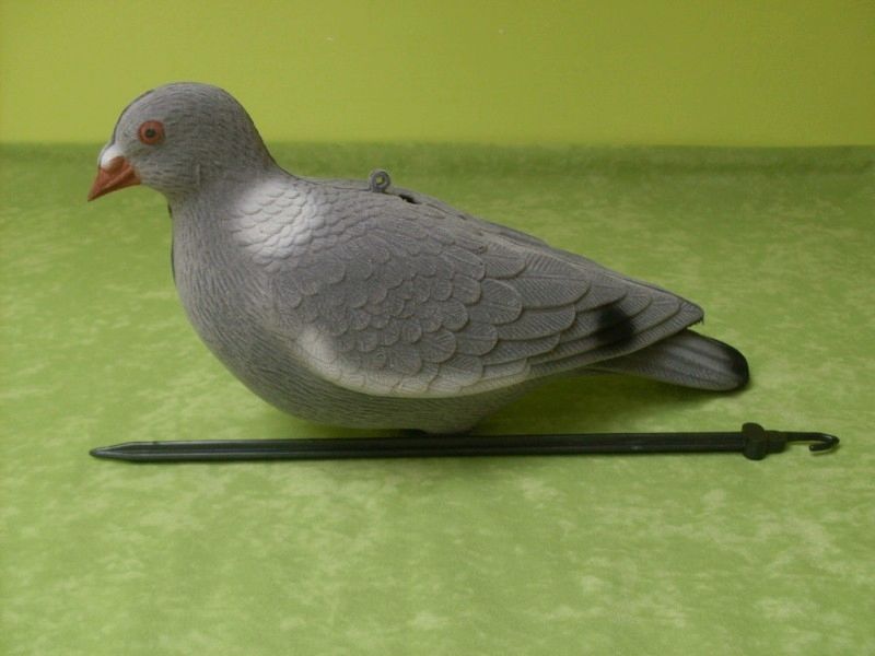 Beflockte Ganzkörpertaube 33 cm, Bild 2 von 3