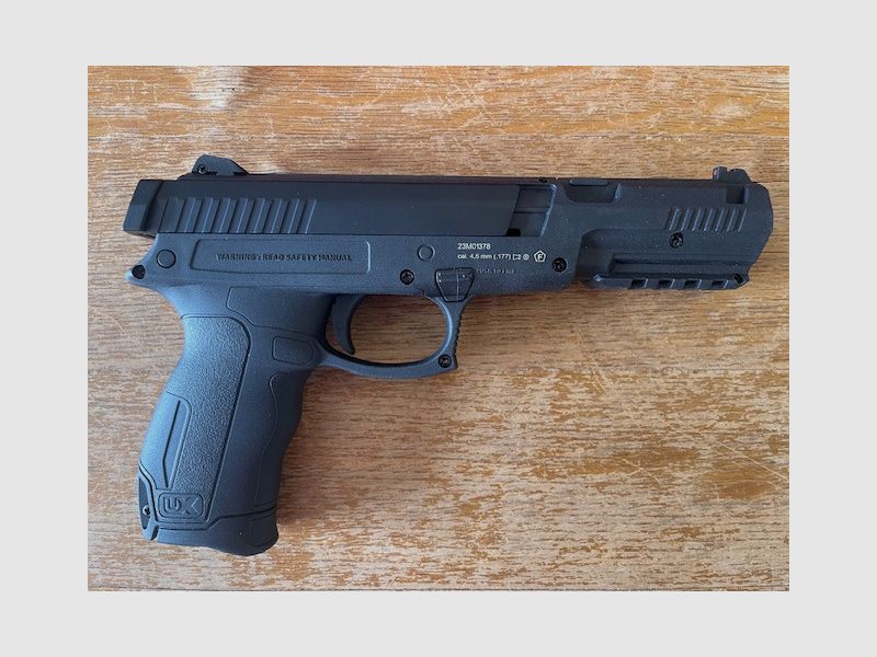 Umarex UX DX 17 Dual Xtreme Air Pistol
