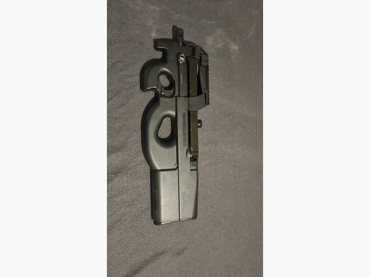 Airsoft P90 bez akumulatora