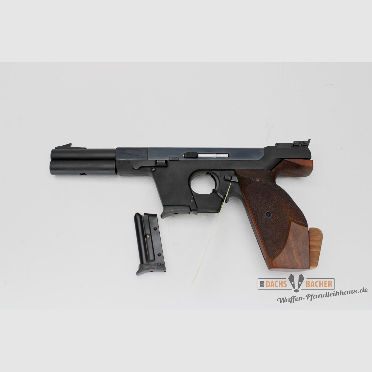 Pistole Walther OSP Kal. .22kurz Griff 80-90mm 2tes Magazin