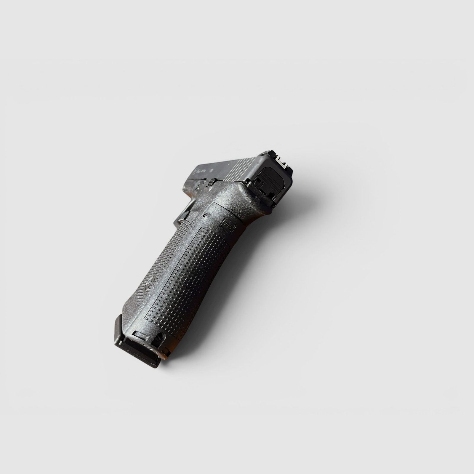 Pistolet Glock 17 Gen 4 cal. 9x19mm | Ensemble ZEV, très bon état, image 5 sur 9