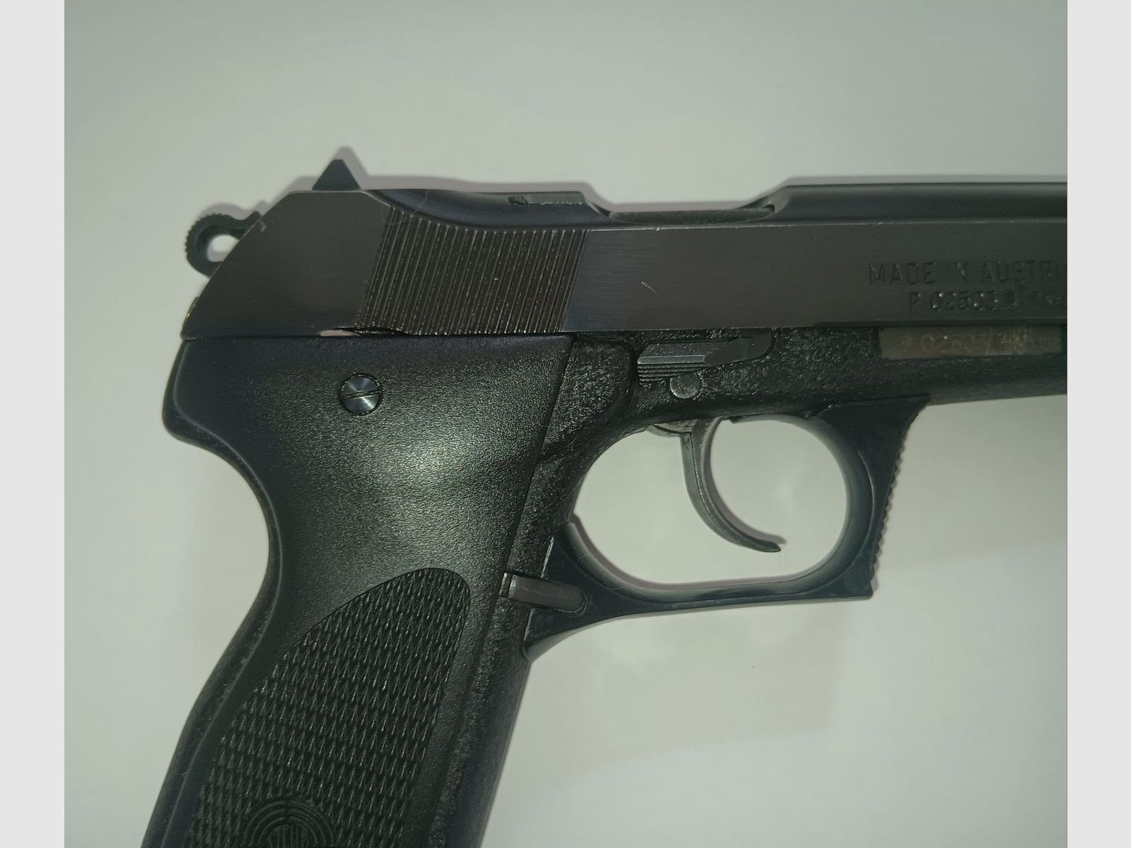 Pistola Steyr GB 9mm Para