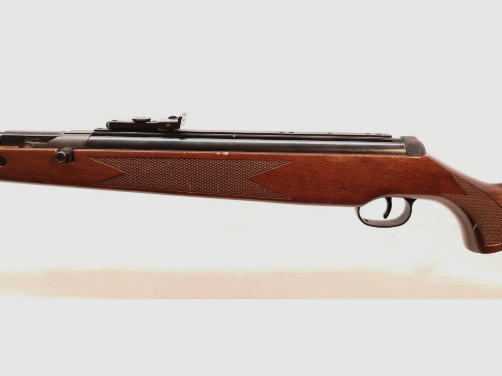 Diana 46