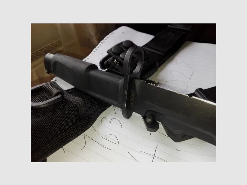 ¡Venta de emergencia! Extrema Ratio Fulcrum cuchillo de campo/bayoneta con funda compatible con MOLLE