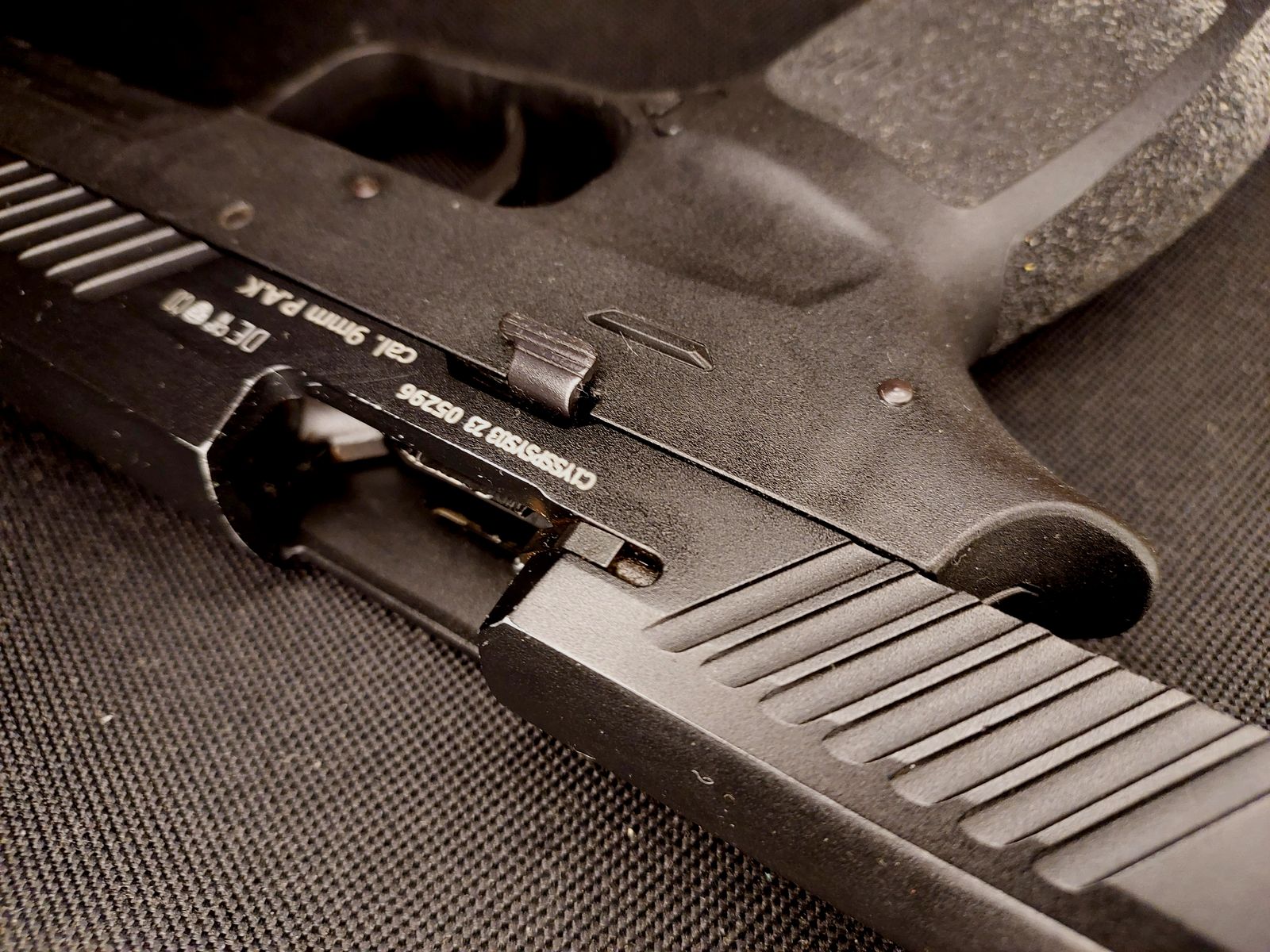 Sig Sauer P320 blank firing pistol in caliber 9 mm P.A.K. Black in the original SIG case (PTB 1038)