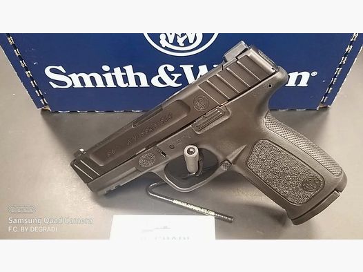 SMITH & WESSON MODEL SD9 CALIBRO 9X21