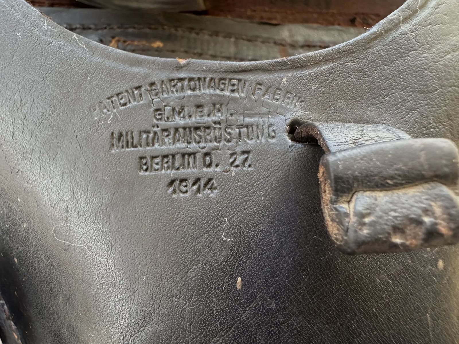 Luger P.08 (DWM 1916) nummerngleiches Komplettset: Pistole, Magazin und Lederholster