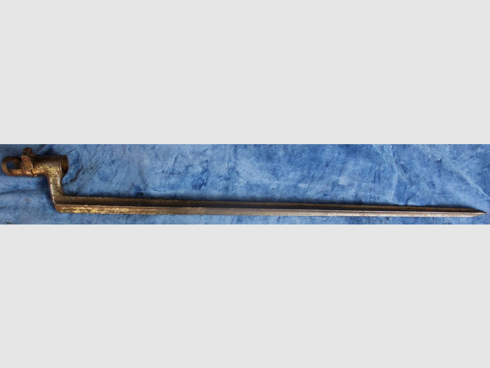 Zweeds bajonet M1867 Husqvarna, afbeelding 1 van 5