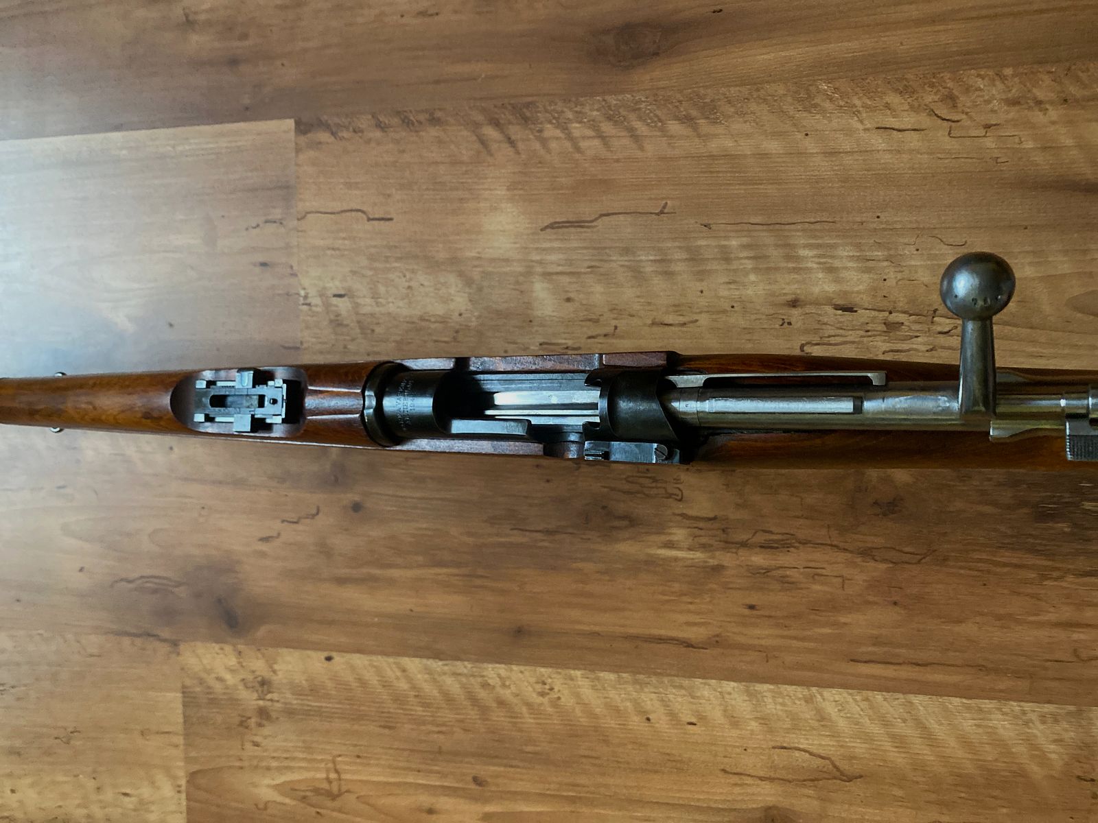 Oplossen van mijn verzameling: enkelvoudig geladen vuurwapen met getrokken loop Husquarna, Mod. 38 „Schwedenmauser“ Kal. 6,5x55 SE