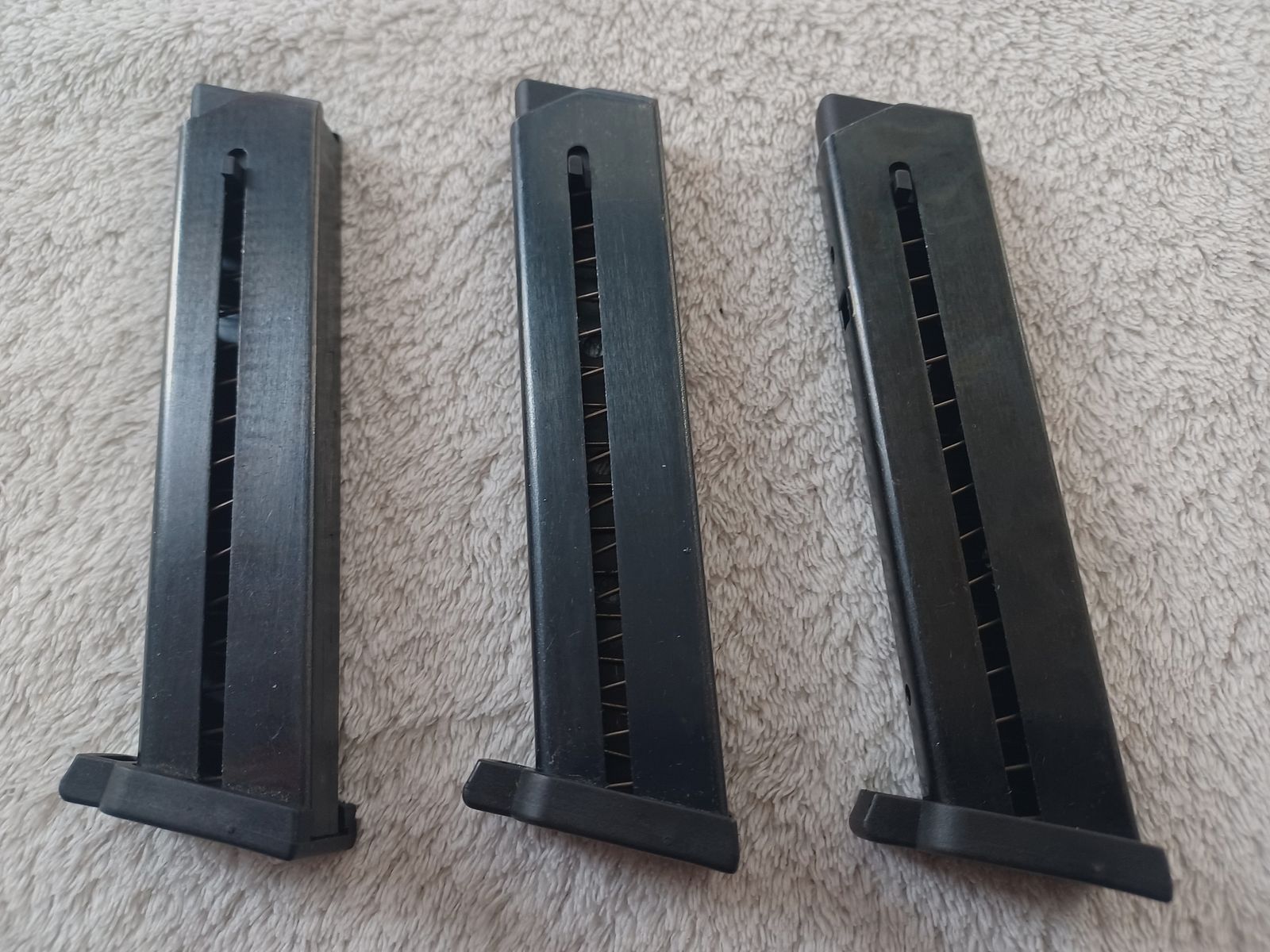 3 chargeurs pour Röhm RG96, image 2 sur 3
