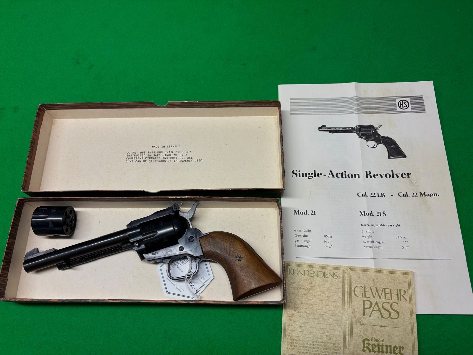 Schmidt Modell 21 Revolver .22 Mag + .22 lr