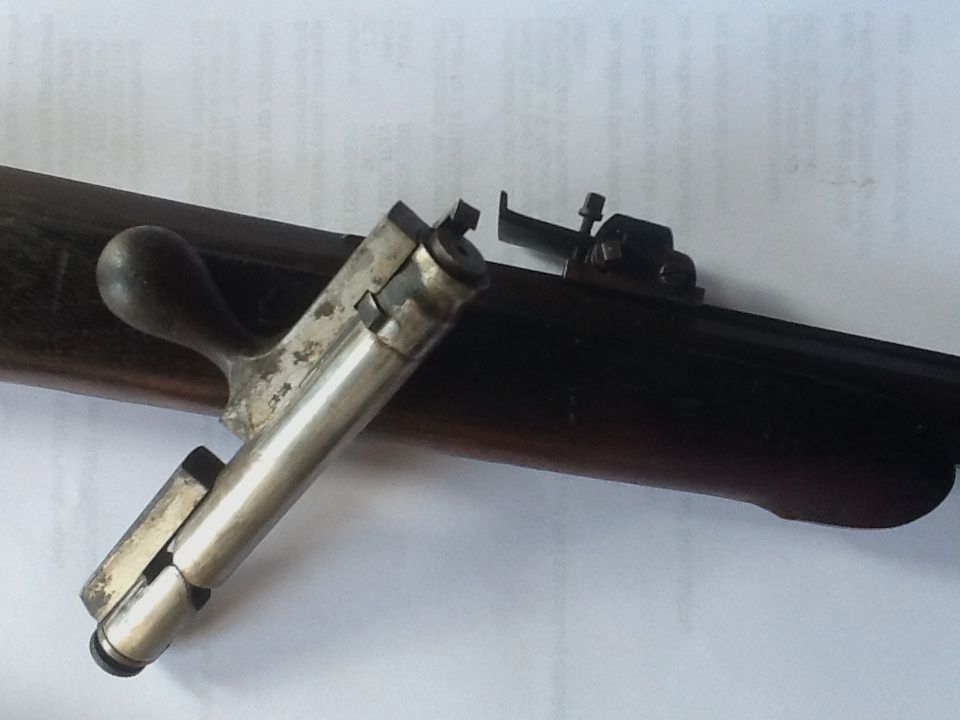 ¿Arma antigua desconocida - ¿vieja munición de fusil?
