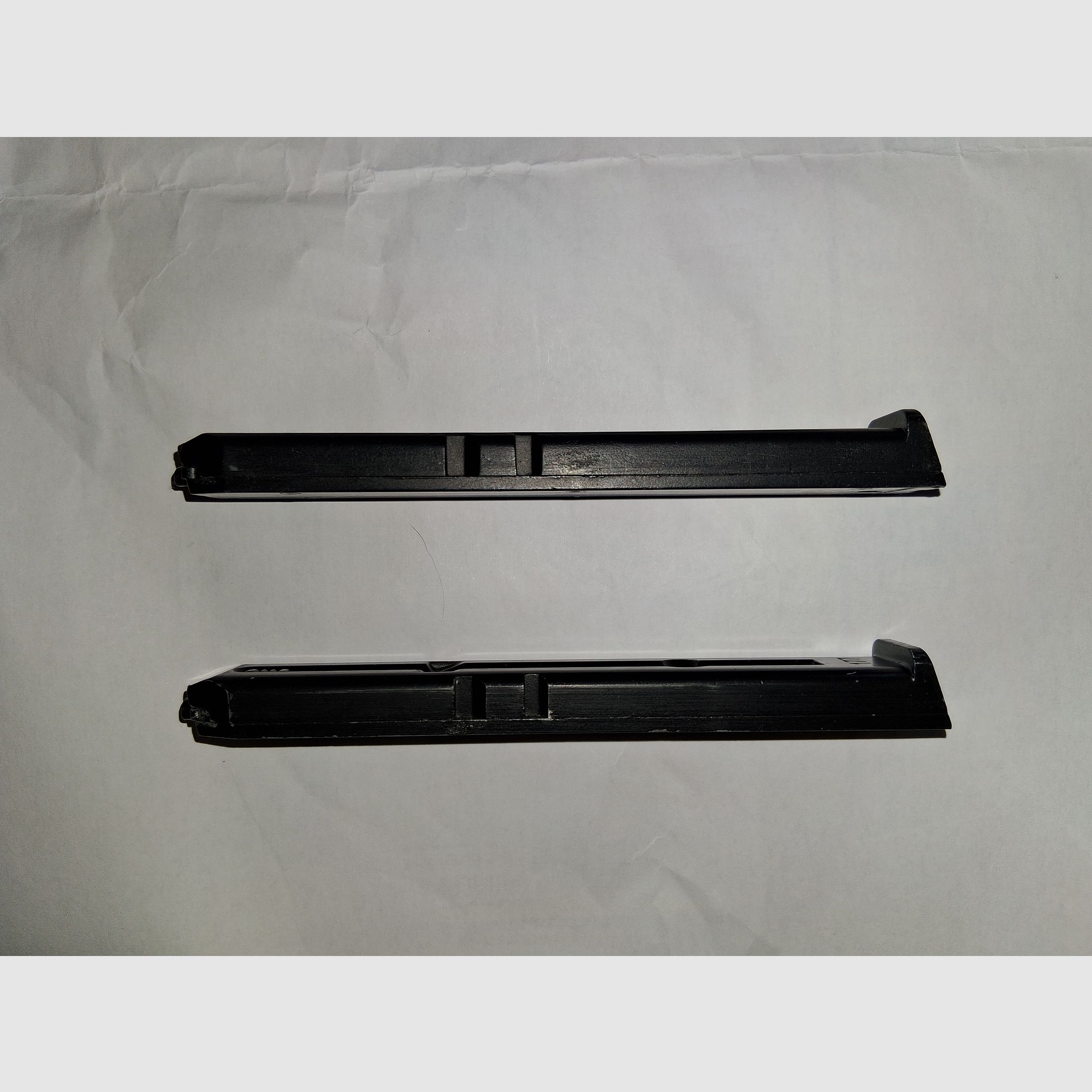 2 Magazine für CO2 Pistole Kal. 4,5 mm BB (??? Beretta Elite II, Swiss Arms P84, Smith & Wesson M&P 40, Umarex MCP / UX TDP / XBG, Borner M84 / 3000 / Sport 306 ???)