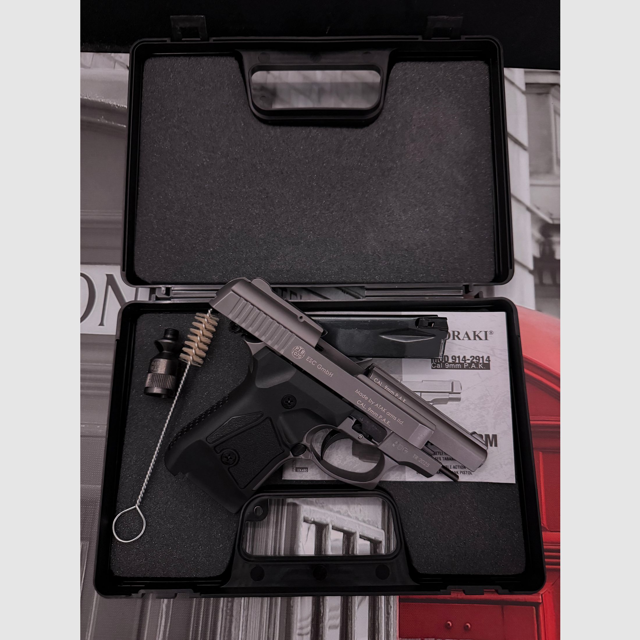 Zoraki 914 - Titan ( NEW ) Shipping Included.