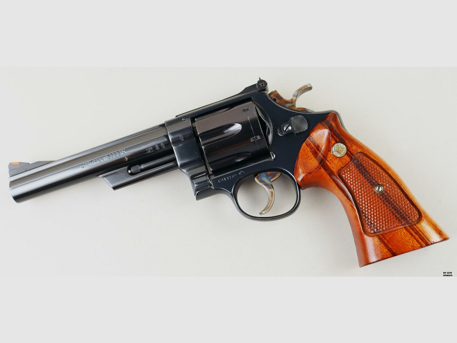 Revolver Smith & Wesson mod. 29-2 cal. 44 mag. serial no. N700462, image 2 of 10