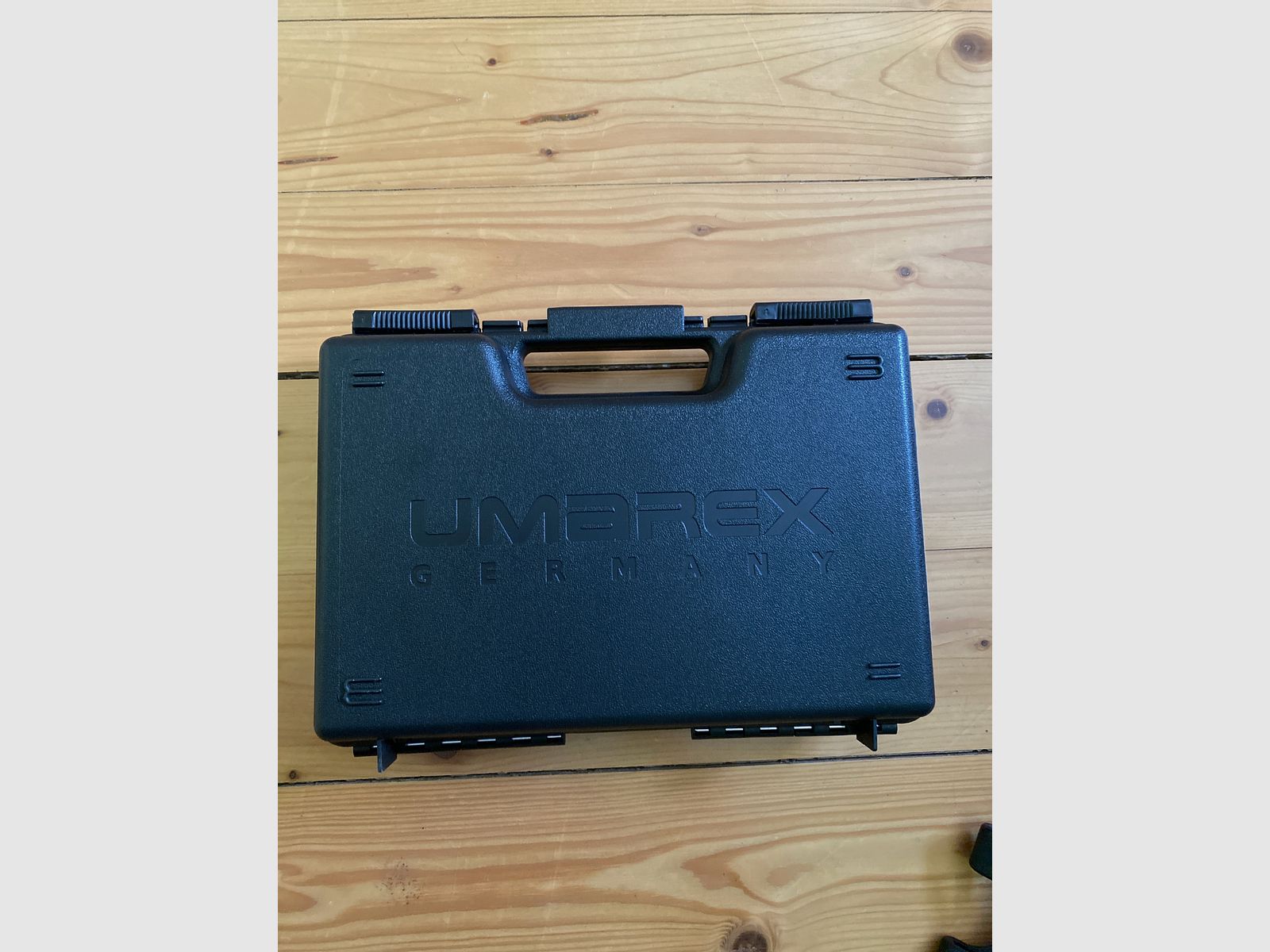 <Vendo la mia Glock 17 Gen 5>