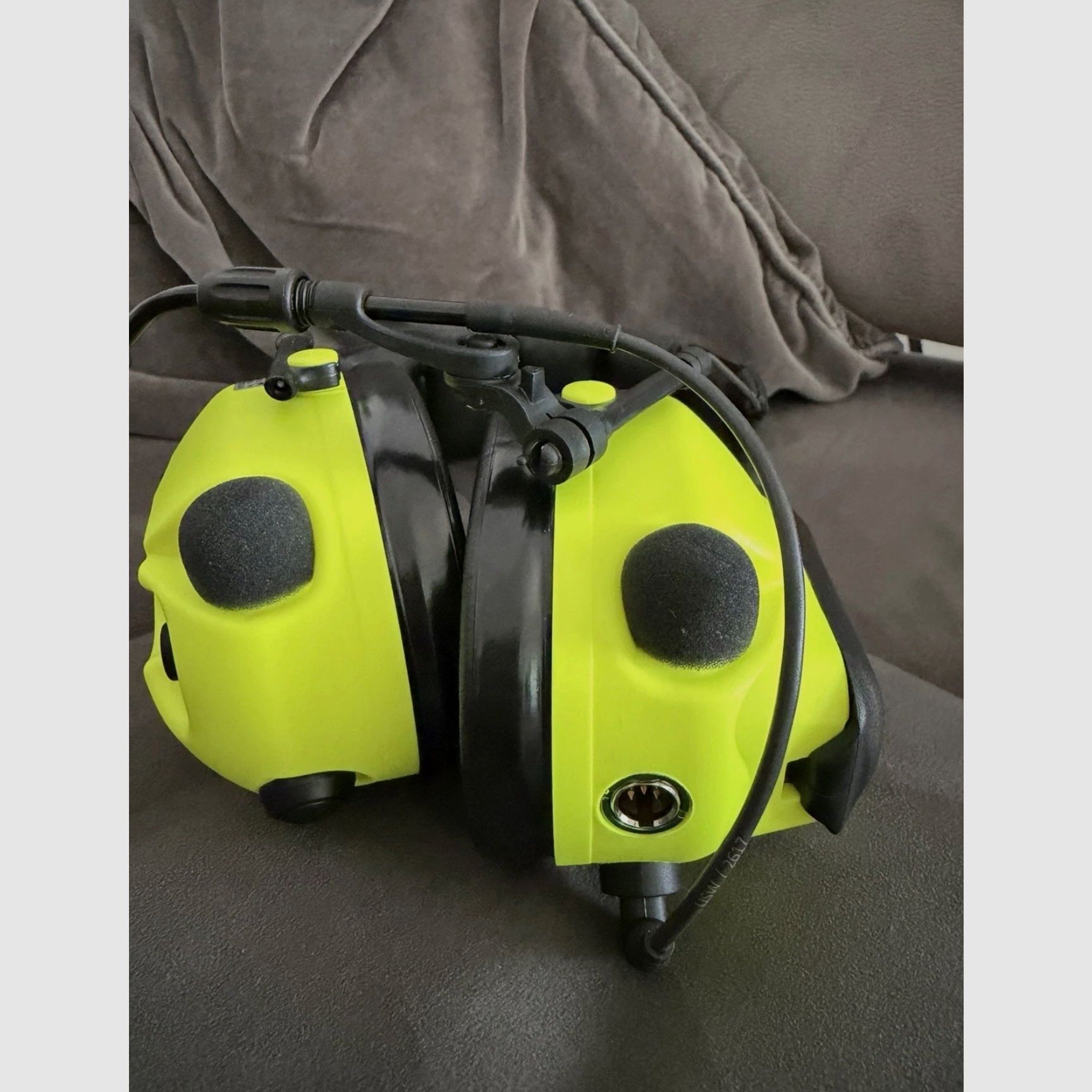 3M Peltor WS ProTac XPI Bluetooth earmuff hearing protection – Neon Yellow – NEW (without original packaging)