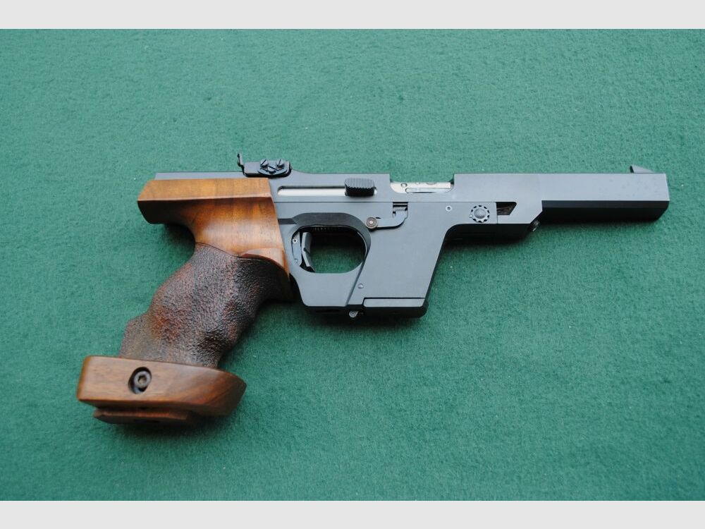Walther Mod. GSP, zweites Modell, 2 Magazine