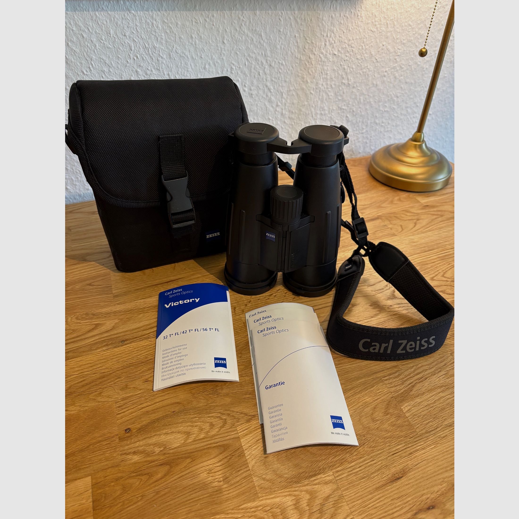 Binocolo Zeiss Victory 10x56 T* FL