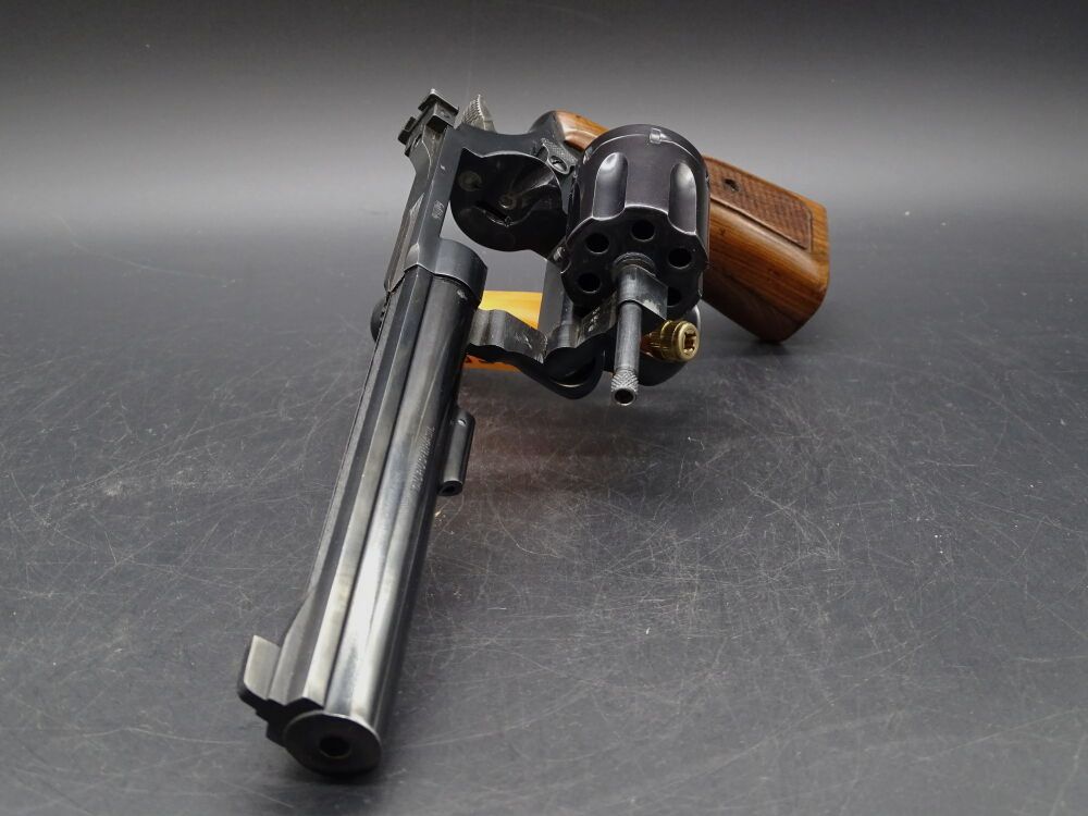 Taurus Revolver Kaliber .22lr 6"