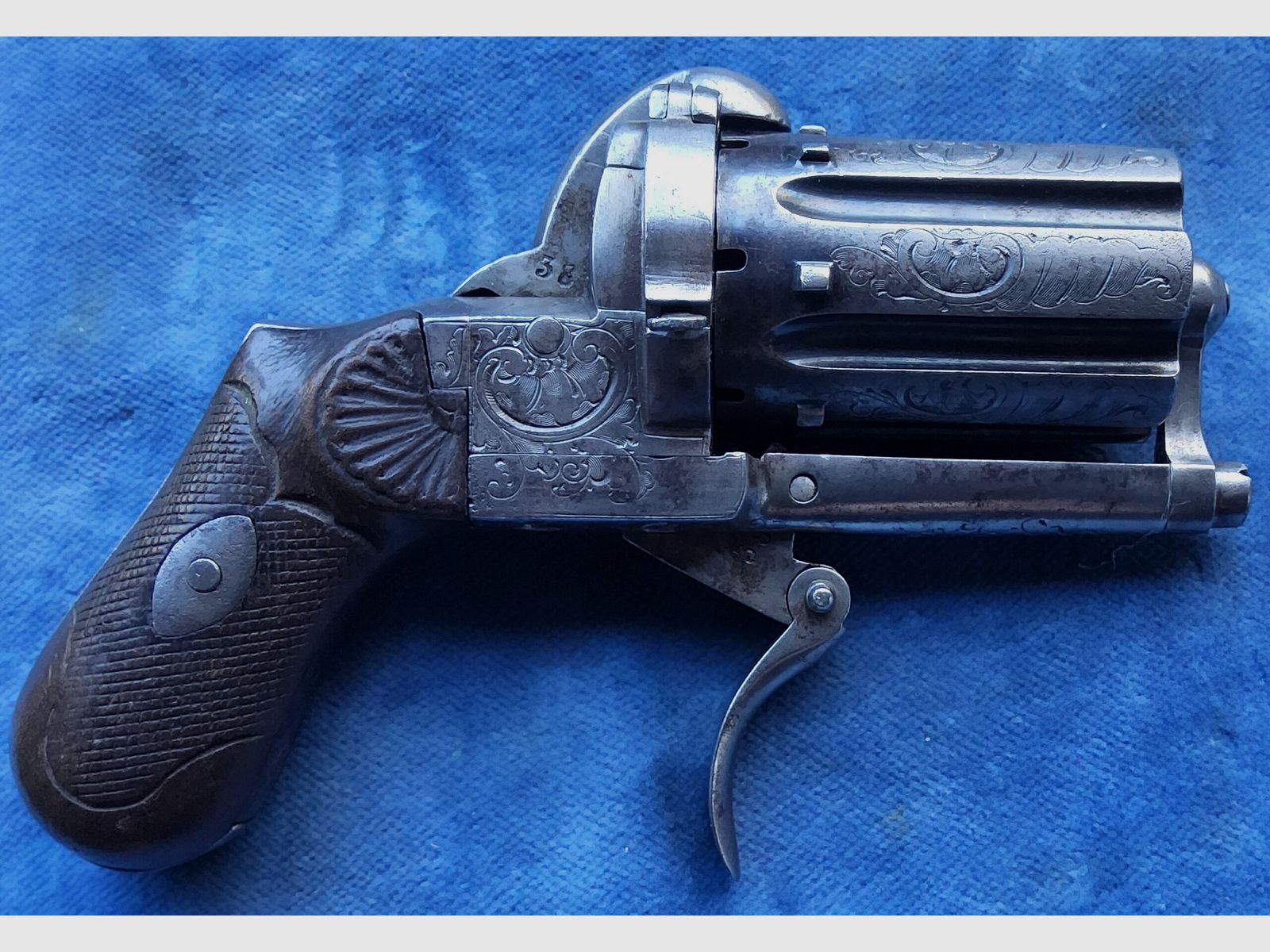 Pepperbox 8 mm a spillo (senza licenza), immagine 2 di 9