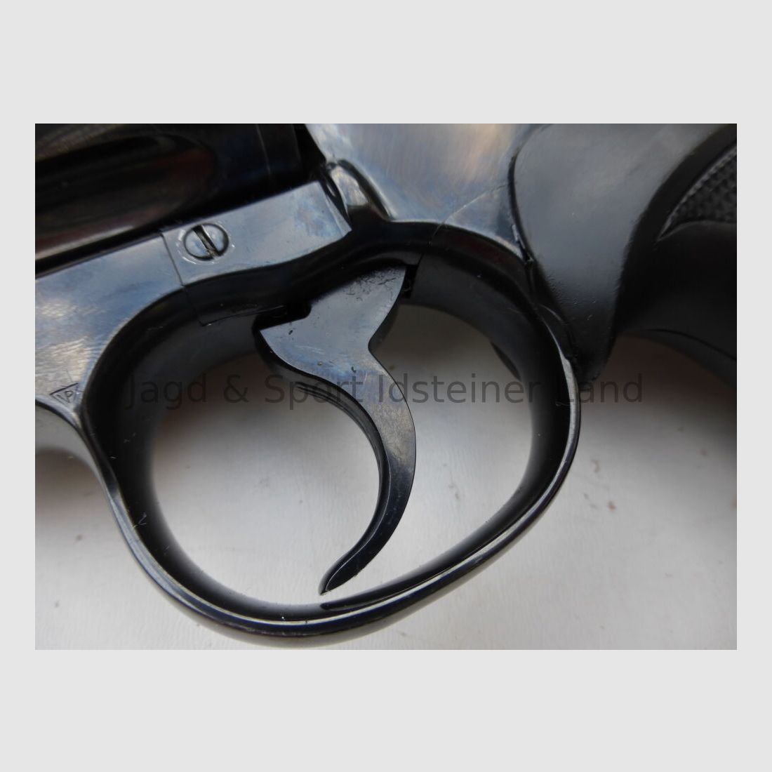 Colt Python LL: 6"/152mm