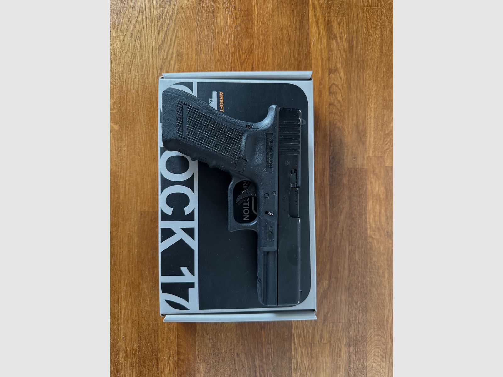 VFC Glock 17 GBB Gen 4 – Top Zustand – inkl. 3 Magazine & OVP 