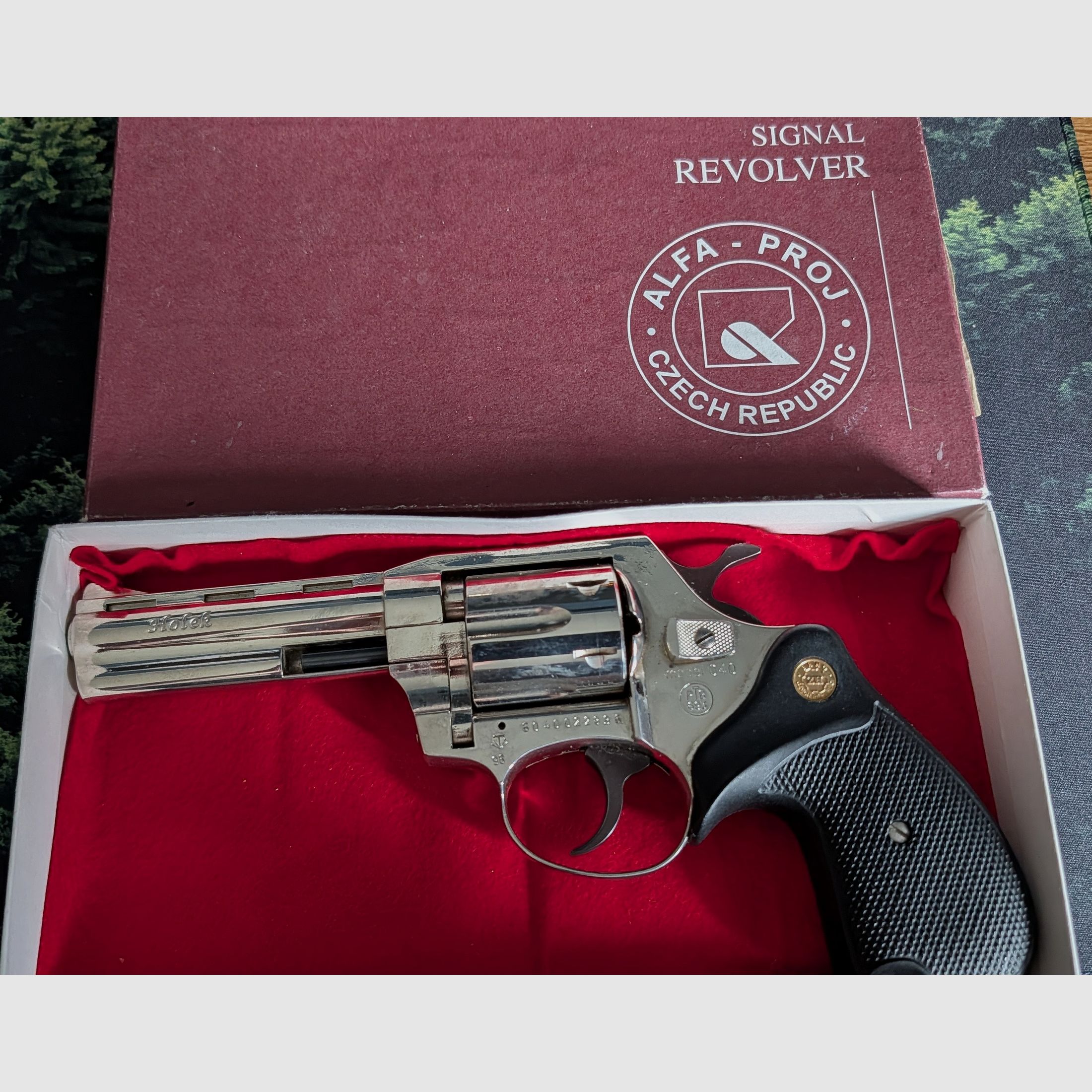 Revolver Holek model 040