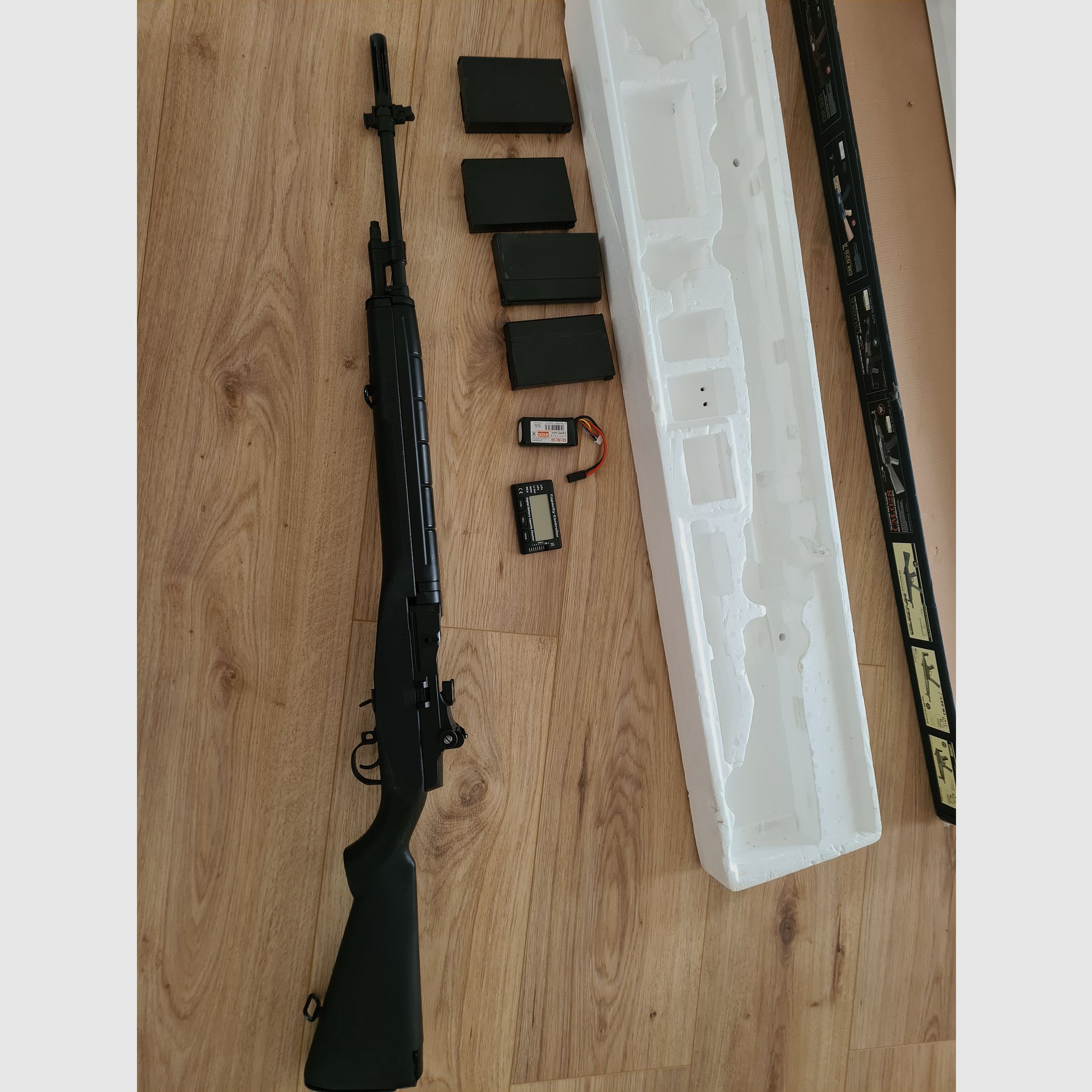 M14 airsoft gun, image 4 of 11