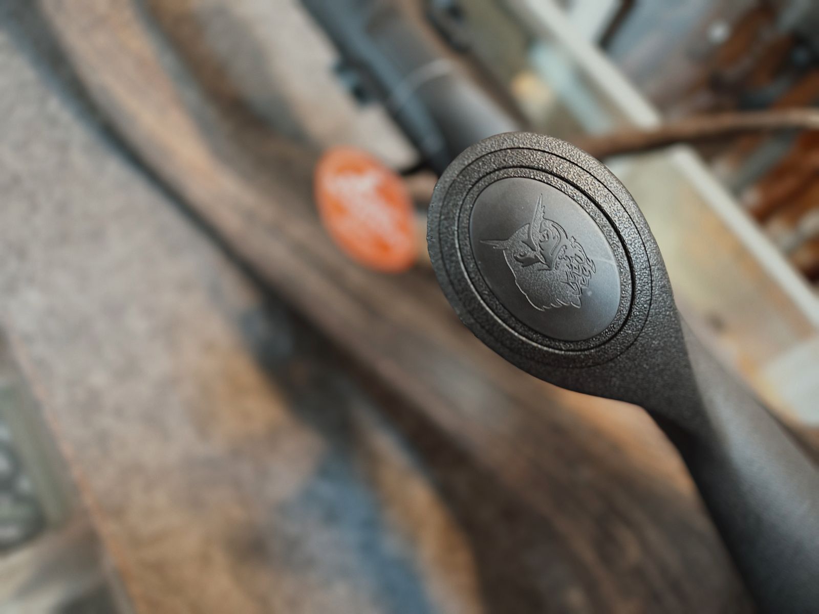 R8 Ultimate Silence .300BLACKOUT Black Edition incl. Leica Fortis 1.8-12X42 and saddle mount