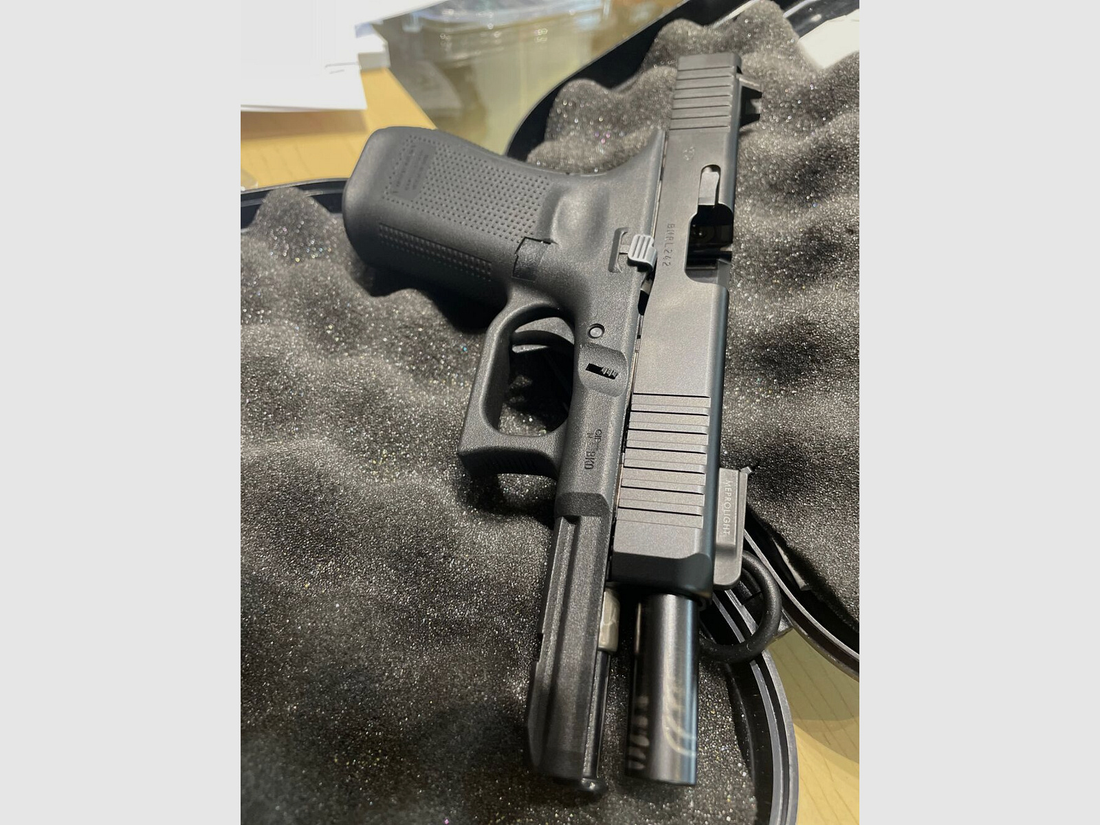 Glock	 17 Gen. 5