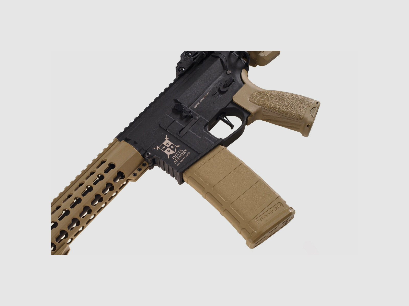 AR15 KeyMod 10 Zoll CHARLIE TAN/SCHWARZ S-AEG Softair Gewehr Frei ab 18 Jahren | Delta Armory Kopie