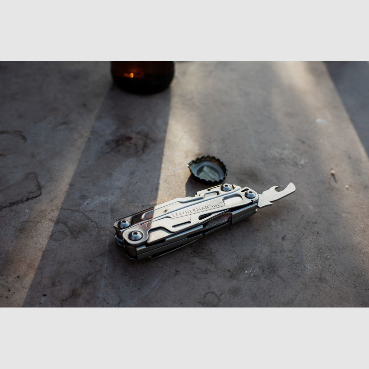 Multitool Leatherman Rev 832130 - 12 funkcji, stalowy klips, zdjęcie 1 z 8