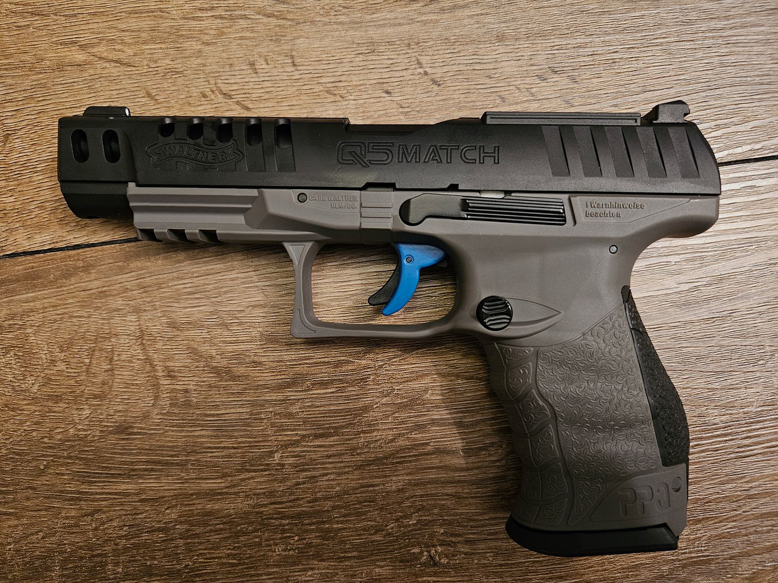 Pistola ad aria compressa Walther Q5 Match Pistolen