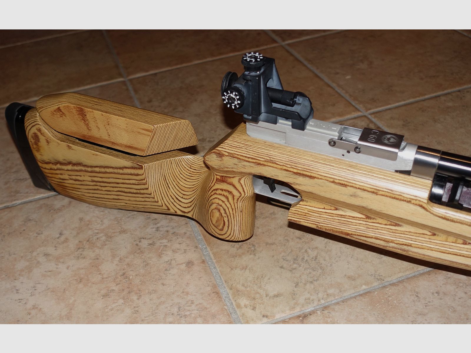 Matchgewehr Feinwerkbau Mod. C60 + 2x Kartusche + Fülladapter