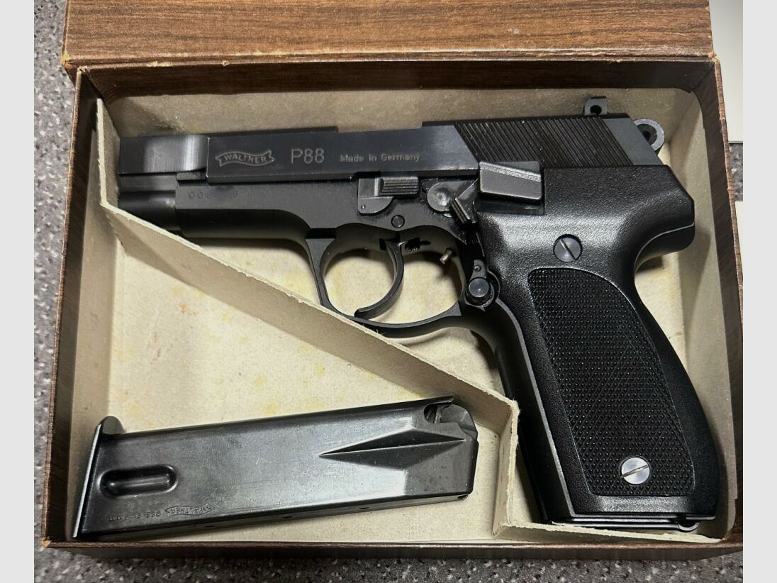 Walther P88