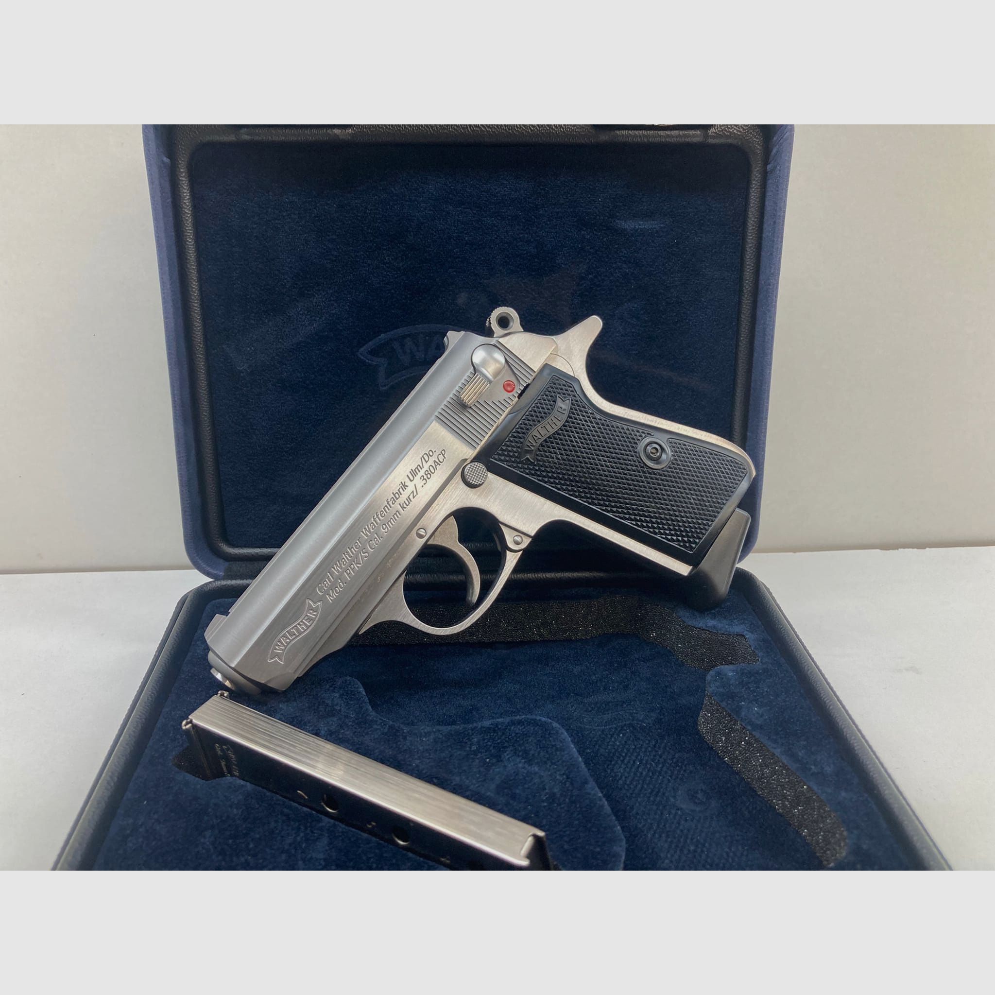 Walther PPK / S Kaliber 9 mm Bowning Kurz
