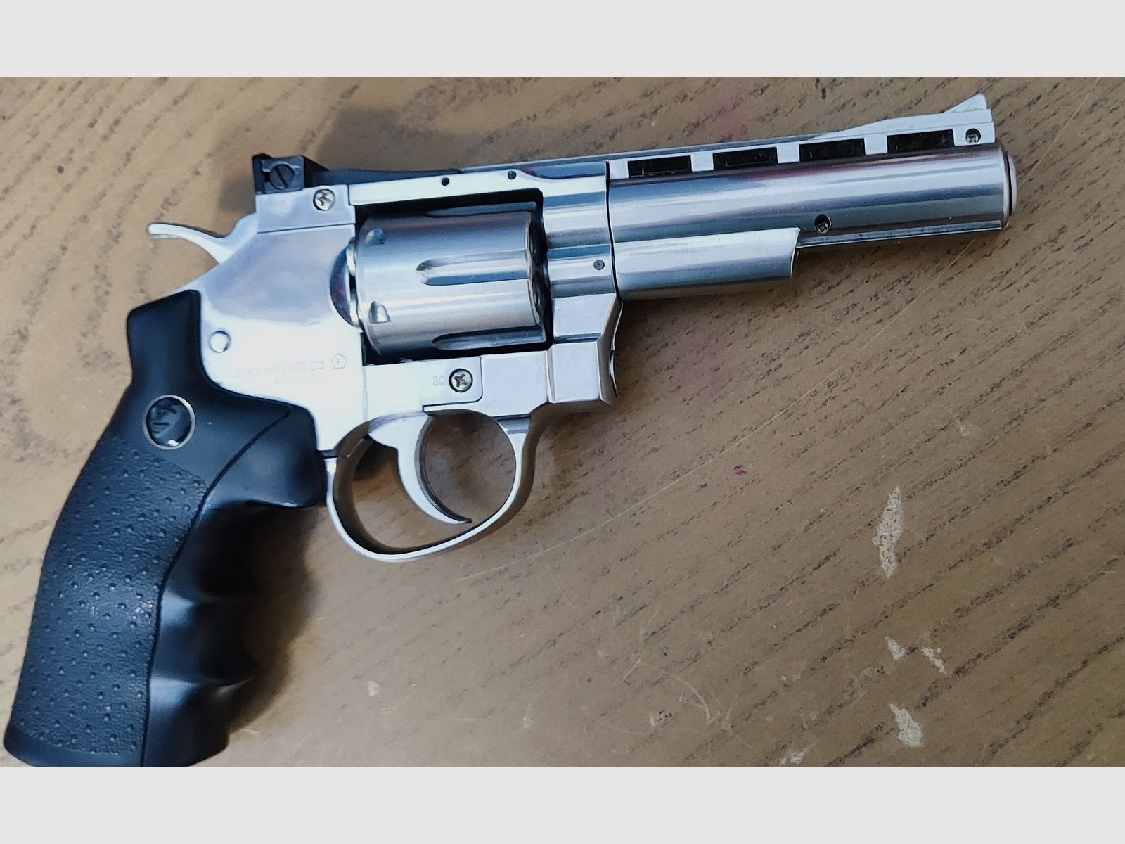 Legends - S40 CO2 Revolver Cal. 1.77 (4,5mm Diabolo)