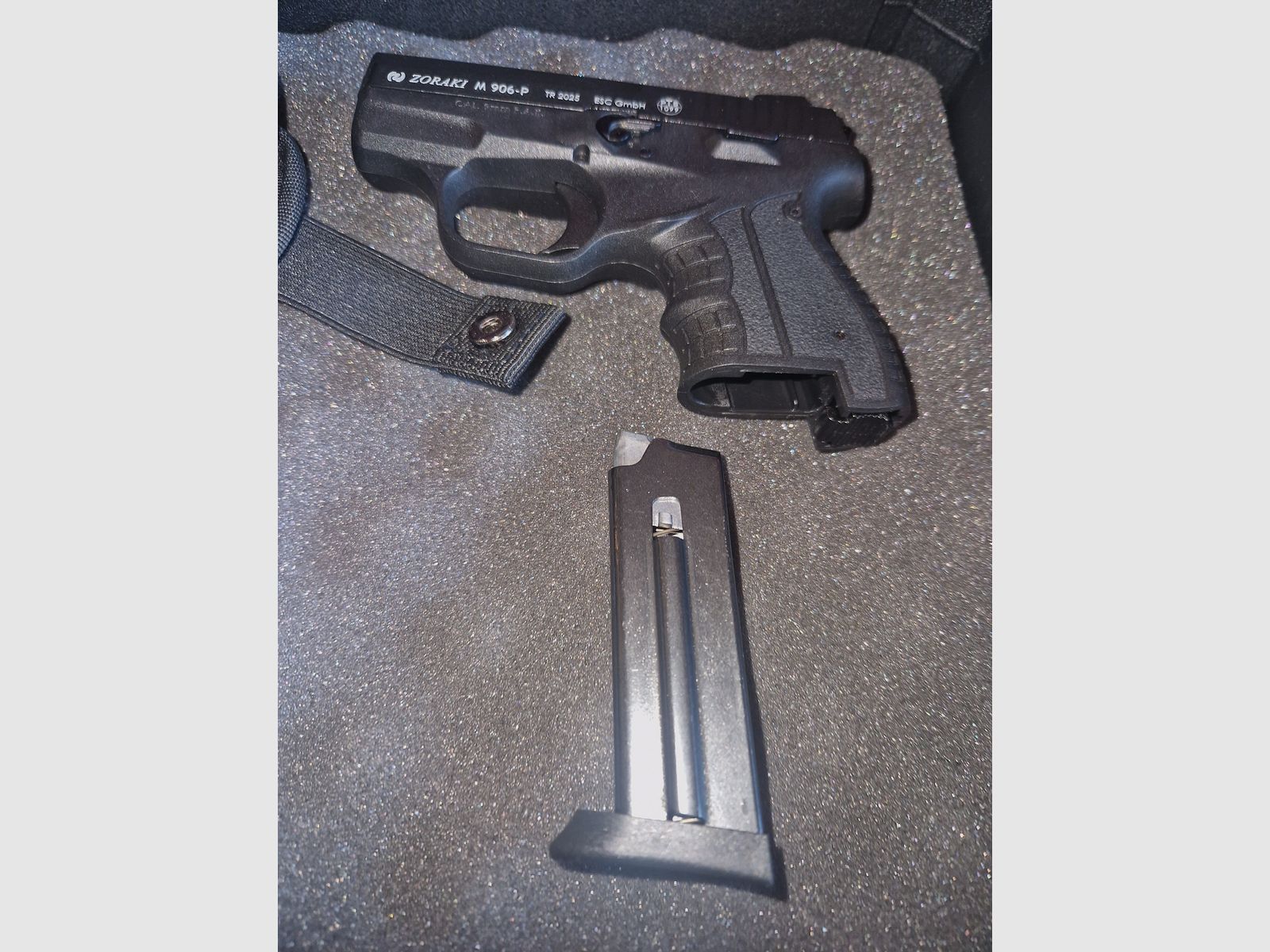 Zoraki 906 pistolet à blanc
