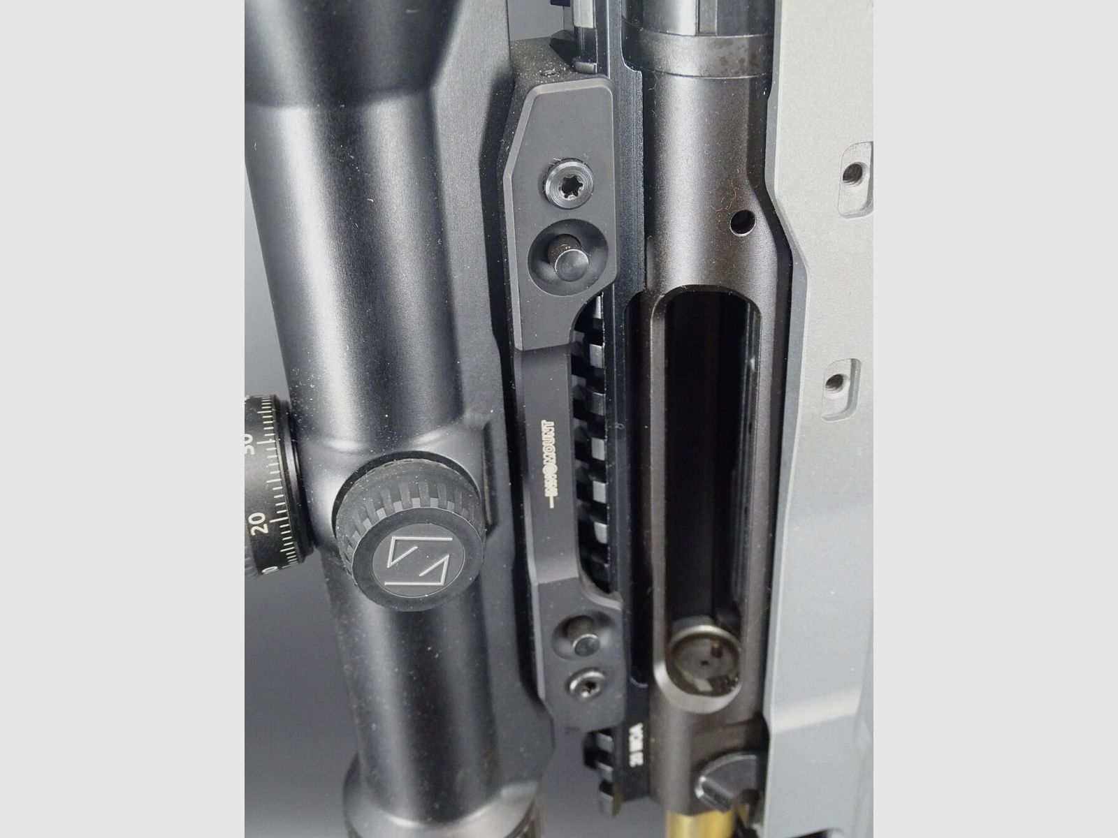 Savage 110 Elite Precision .338 Lapua Mag Zeiss Victory Diarange Bj 2022 110 Elite Precision / Fortmeier ZB / Innomount solo 25 disparos realizados