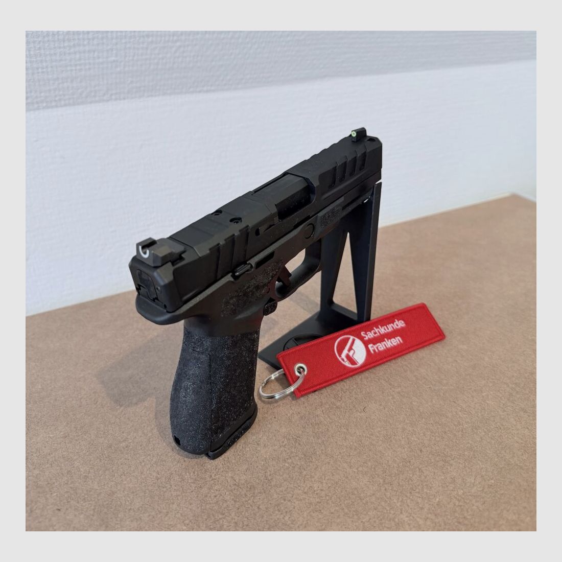 Springfield Armory Echelon Compact 4" Black 9mmLuger