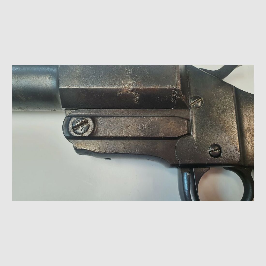 Waffenhauptfabrik Viena Pistola de señal Fábrica principal de armas Viena, calibre 4 (Señal)