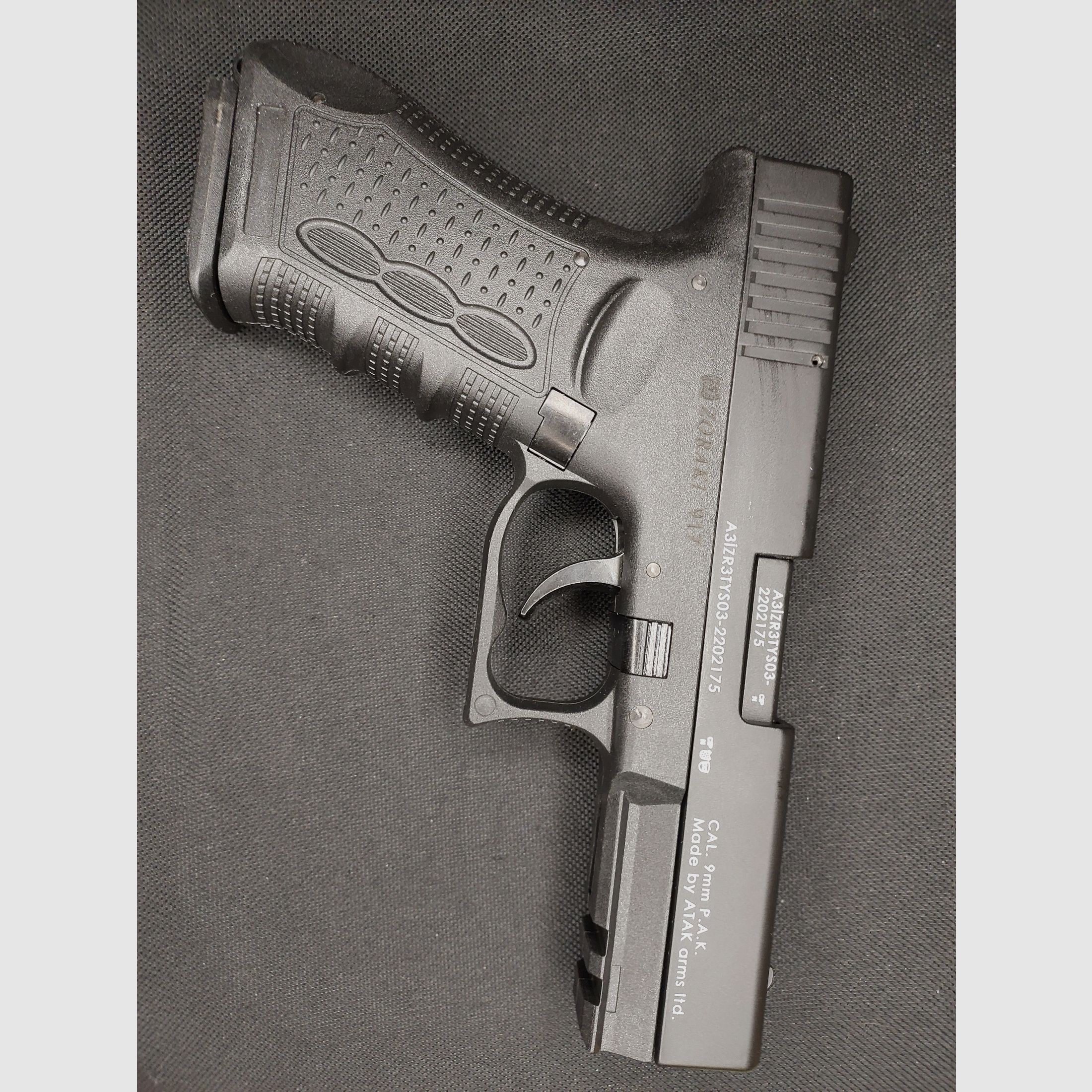 Zoraki 917 pistolet d'alarme 9mm P.A.K. (PTB 1073) comme neuf !