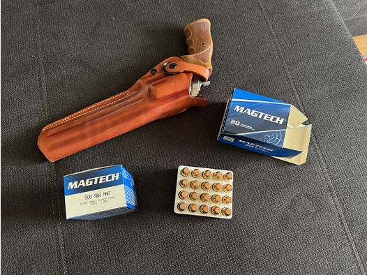 Smith&Wesson 500   8 3/8 Revolver