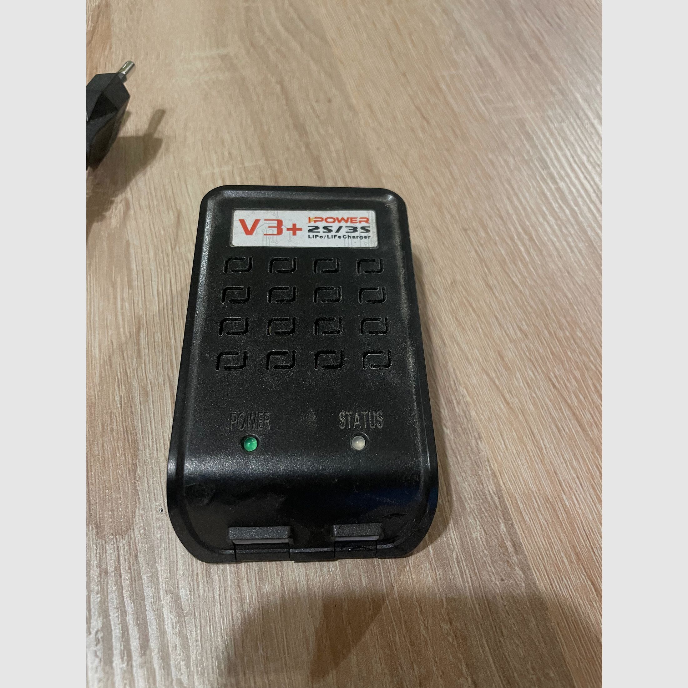 Ladegerät V3 Pro Li-Po / Li-Fe, Airsoft