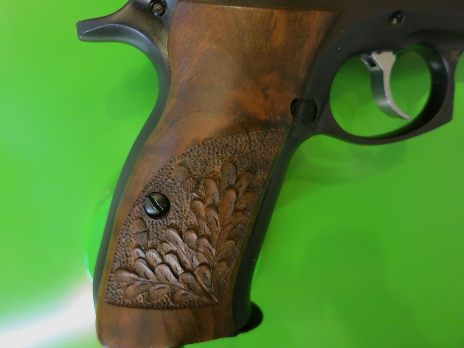 Brünner M 75 lub CZ 75 (Česká zbrojovka), półautomatyczna. Pistolet samopowtarzalny kaliber 9 × 19 mm       #93-, zdjęcie 5 z 6